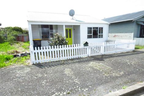 Photo of property in 5 Fonblanque Street, Westport, 7825