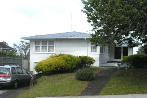 Photo of property in 2/22 Lyttelton Avenue, Forrest Hill, Auckland, 0620
