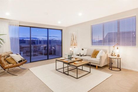 Photo of property in 33 Oakum Road, Whitby, Porirua, 5024