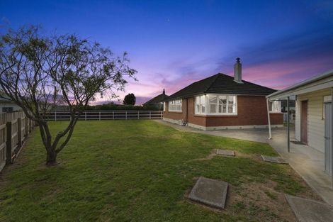 Photo of property in 11 Ward Street, Bulls, 4818