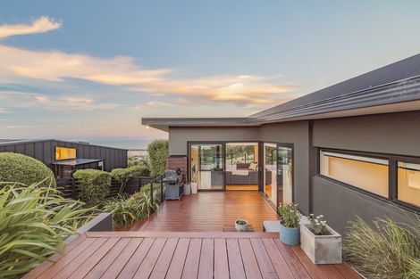 Photo of property in 3 The Terrace, Mount Pleasant, Christchurch, 8081