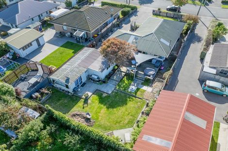 Photo of property in 14 Bideford Place, Dallington, Christchurch, 8061