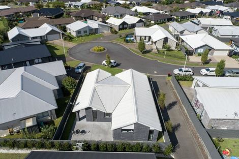 Photo of property in 9 Simms Close, Pyes Pa, Tauranga, 3112