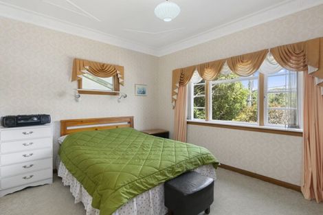 Photo of property in 57 Mills Road, Brooklyn, Wellington, 6021