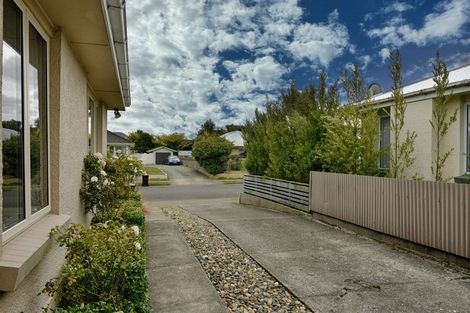 Photo of property in 15 Adamson Crescent, Glengarry, Invercargill, 9810