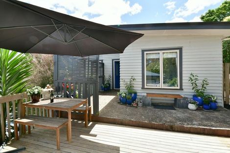 Photo of property in 2/596 Whangaparaoa Road, Stanmore Bay, Whangaparaoa, 0932