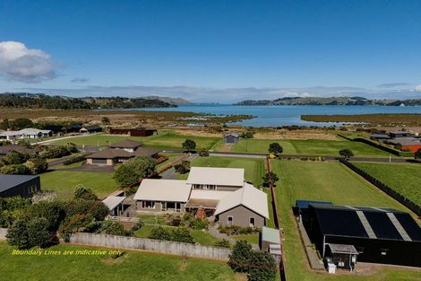 Photo of property in 13 Koromiko Drive, Coromandel, 3506