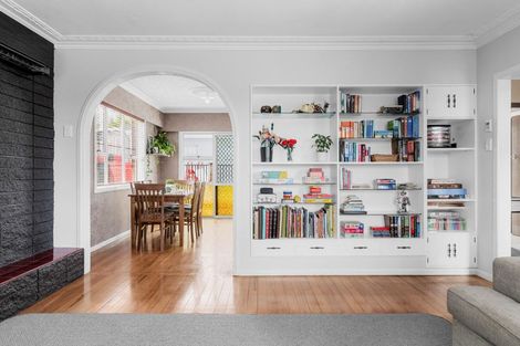 Photo of property in 4 Thomson Avenue, Dinsdale, Hamilton, 3204