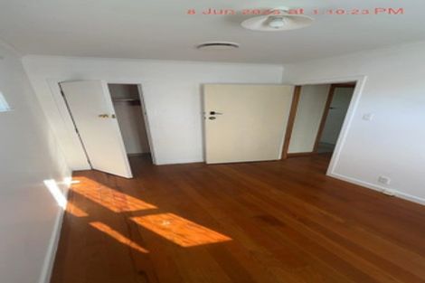 Photo of property in 1/128 Triangle Road, Massey, Auckland, 0614