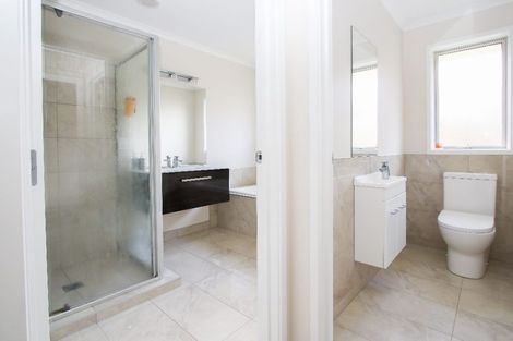 Photo of property in 14 Teatree Close, Huntington, Hamilton, 3210