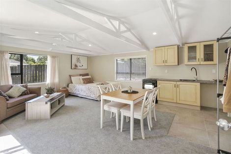 Photo of property in 19a Leaming Place, Clarks Beach, 2122