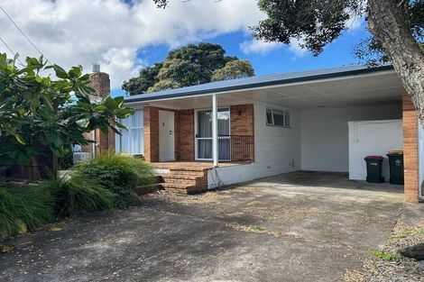 Photo of property in 54 Wellesley Road, Mangere Bridge, Auckland, 2022