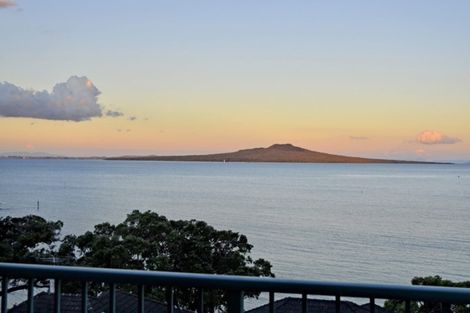 Photo of property in The Sands Apartments, 31/47 The Strand, Takapuna, Auckland, 0622