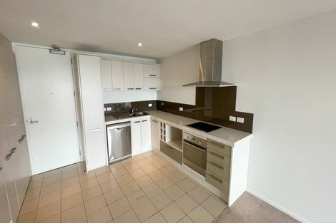 Photo of property in Bella Vista, 2d/84 Gunner Drive, Te Atatu Peninsula, Auckland, 0610