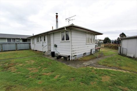 Photo of property in 27 Tarapunga Place, Tokoroa, 3420