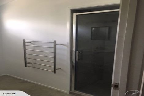 Photo of property in 2/29 Sealy Road, Torbay, Auckland, 0630