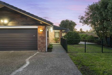 Photo of property in 20 Milson Drive, Papakura, 2110