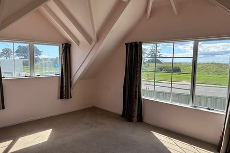 Photo of property in 906 Papamoa Beach Road, Papamoa Beach, Papamoa, 3118