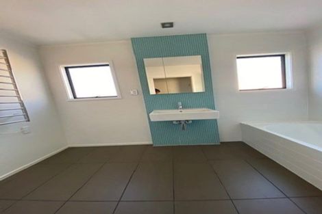 Photo of property in 2d Melanesia Road, Kohimarama, Auckland, 1071