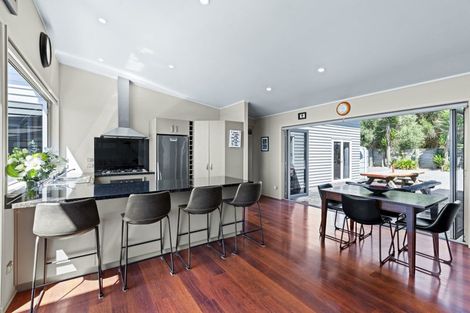 Photo of property in 68 Pourerere Road, Pourerere, Omakere, 4271