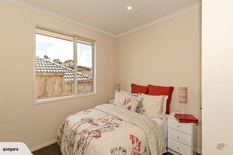 Photo of property in 19 Anna Lane, Glen Eden, Auckland, 0602