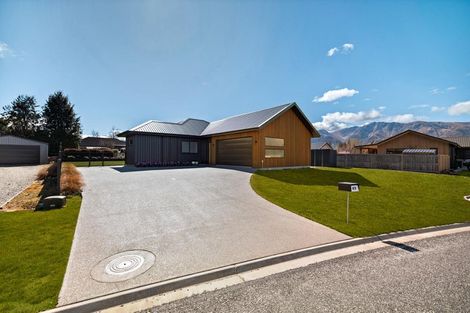 Photo of property in 49 Grandview Road, Lake Hawea, Wanaka, 9382