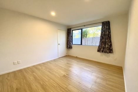 Photo of property in 39c Cutler Street, New Lynn, Auckland, 0600