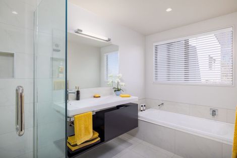 Photo of property in 52 Mapleham Drive, Pegasus, 7612