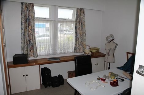 Photo of property in 105 Queen Street, Westport, 7825