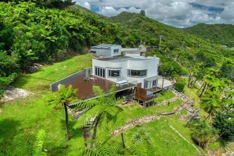 Photo of property in 41 Puketahi Street, Greymouth, 7805