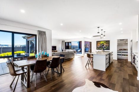 Photo of property in 48 Ngaru Crescent, Wharewaka, Taupo, 3330