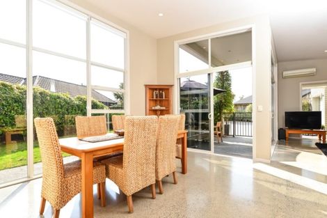 Photo of property in 5 Oldfield Court, Huntington, Hamilton, 3210