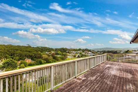 Photo of property in 92 Navigation Drive, Whitby, Porirua, 5024