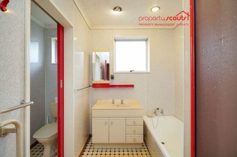 Photo of property in 102 Wicklow Street, Clifton, Invercargill, 9812