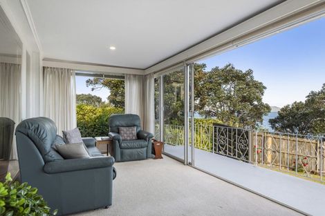 Photo of property in 5 Churchill Road, Murrays Bay, Auckland, 0630