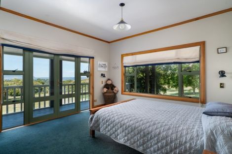 Photo of property in 22 Blue Ridge Drive, Acacia Bay, Taupo, 3385