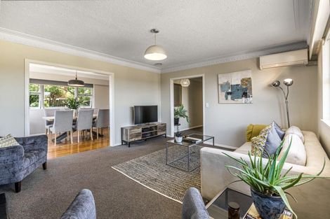 Photo of property in 279 Glengarry Road, Glen Eden, Auckland, 0602