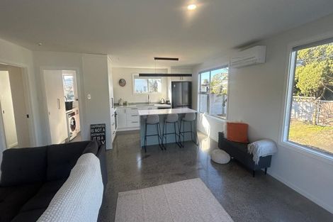 Photo of property in 44 Gillies Crescent, Waimarama, Havelock North, 4294