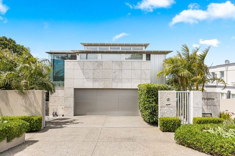 Photo of property in 21 Brighton Terrace, Mairangi Bay, Auckland, 0630