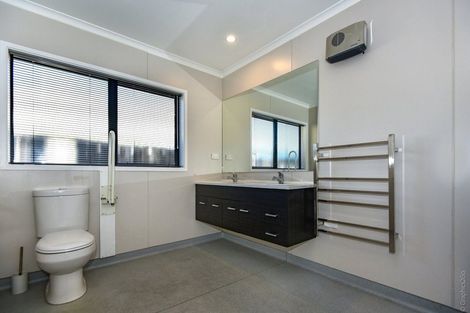 Photo of property in 45 Sinclair Street, New Brighton, Christchurch, 8083