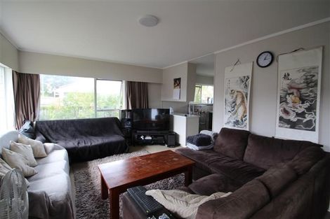 Photo of property in 1/44 Chartwell Avenue, Glenfield, Auckland, 0629