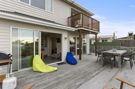 Photo of property in 17 Palmer Place, Taieri Beach, Taieri Mouth, 9091