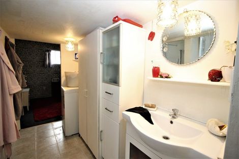 Photo of property in 3 Richardson Street, Woodville, 4920