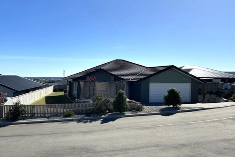 Photo of property in 10 Coppermine Crescent, Brightwater, 7022