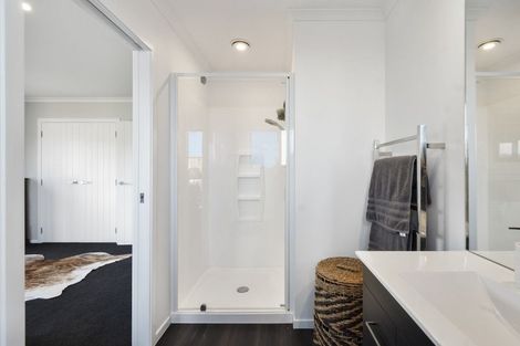 Photo of property in 34 George Street, Bulls, 4818