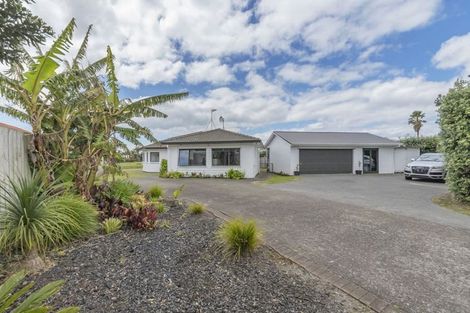 Photo of property in 1162 East Coast Road, Whakatiwai, Pokeno, 2473