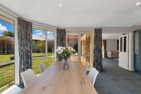 Photo of property in 2 Hillview Place, Amberley, 7410