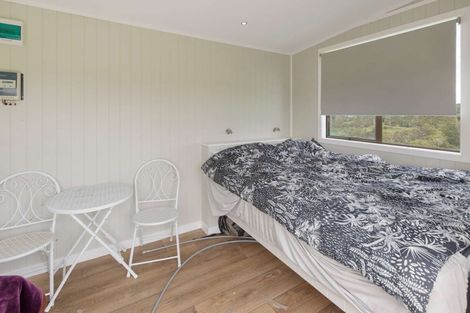 Photo of property in 718 Opunake Road, Cardiff, 4391