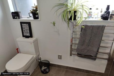 Photo of property in 2/23 Porchester Road, Papakura, 2110