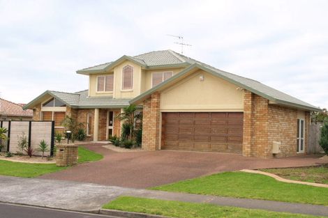 Photo of property in 10 Bowscale Place, Northpark, Auckland, 2013